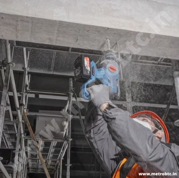 20 V Rotary Hammer DCZC22 use case 2