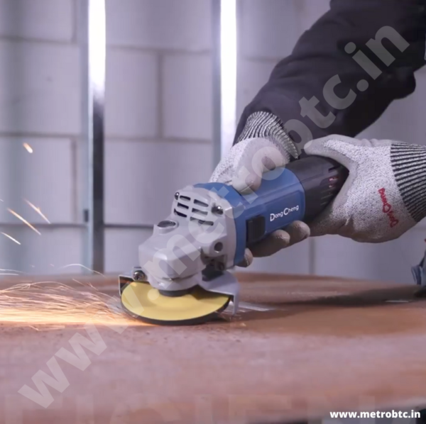 Angle Grinder DSM17-100 use case 2